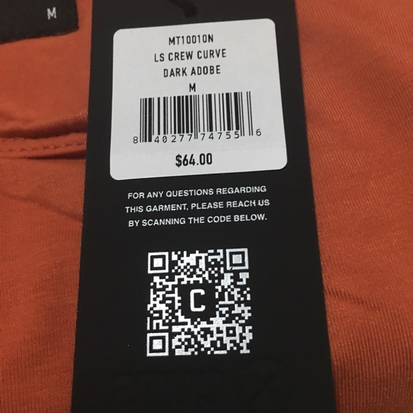 NWT Cuts clothing LS curve hem - Picture 4 of 6